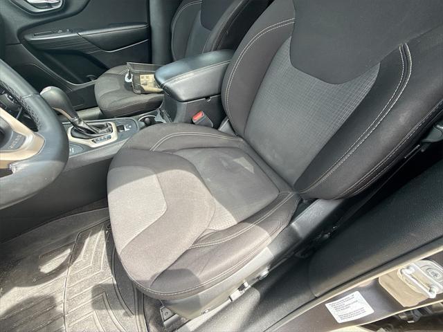 used 2016 Jeep Cherokee car, priced at $10,208