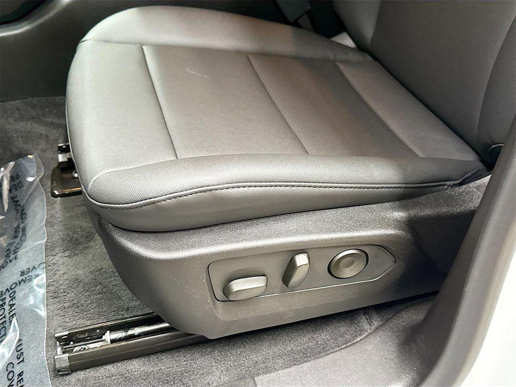 new 2026 Chevrolet Colorado car, priced at $45,595