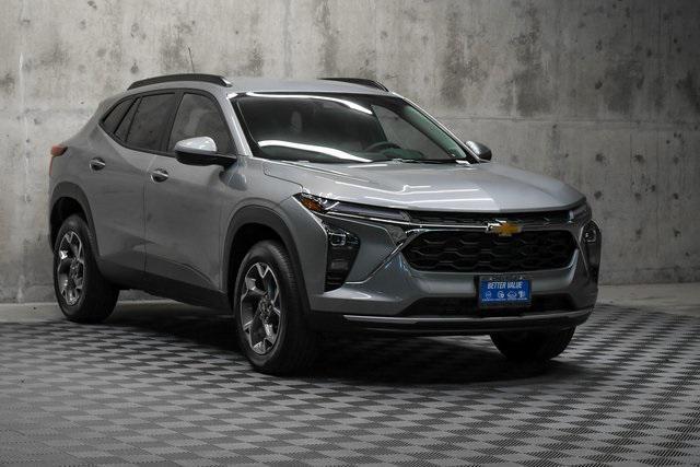 new 2024 Chevrolet Trax car, priced at $23,395