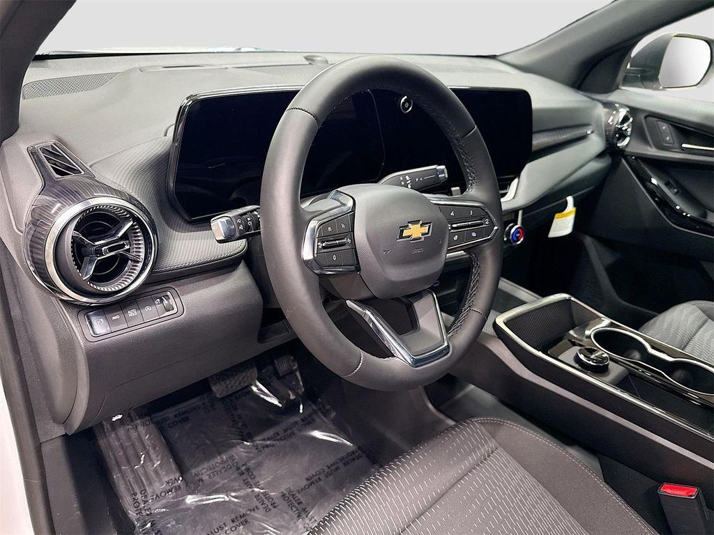 new 2026 Chevrolet Equinox car, priced at $32,189