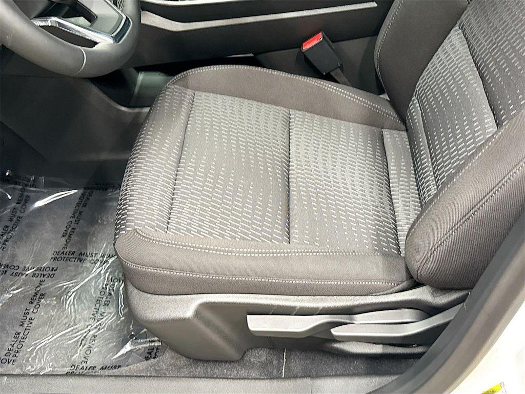 new 2026 Chevrolet Equinox car, priced at $32,189