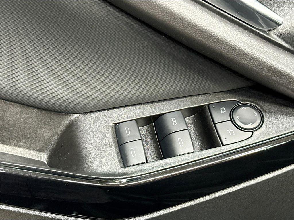 new 2025 Chevrolet Equinox car, priced at $33,490
