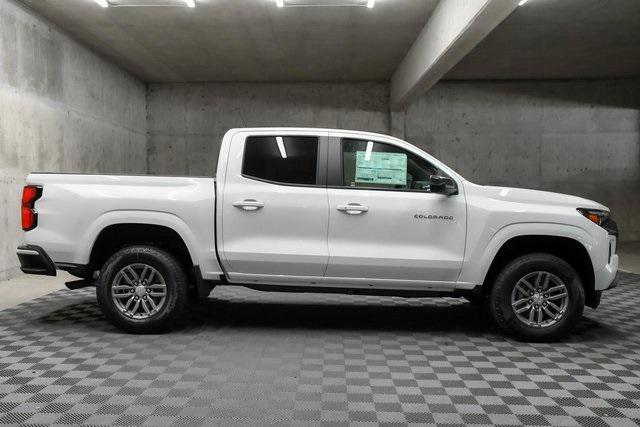 new 2024 Chevrolet Colorado car, priced at $40,620