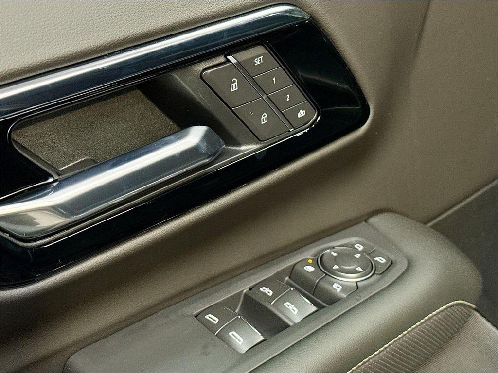 new 2026 Chevrolet Suburban car, priced at $95,100