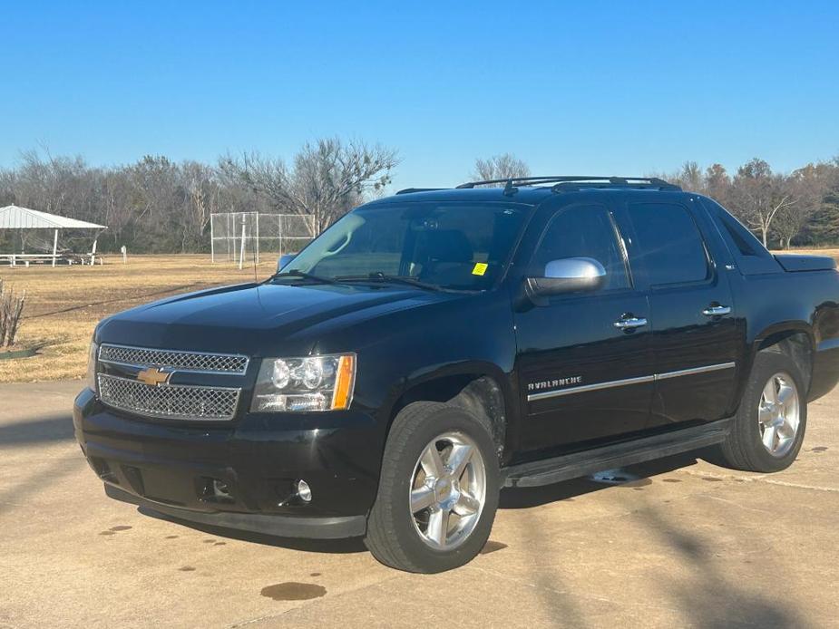 used 2012 Chevrolet Avalanche car, priced at $26,000