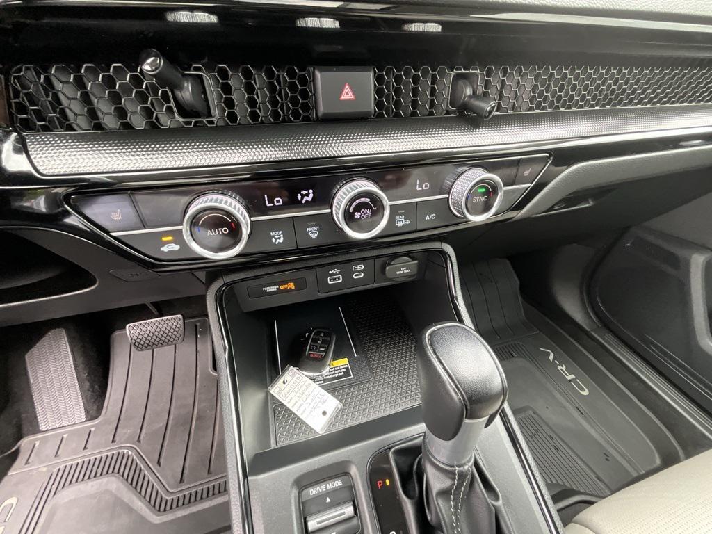 used 2024 Honda CR-V car, priced at $31,985