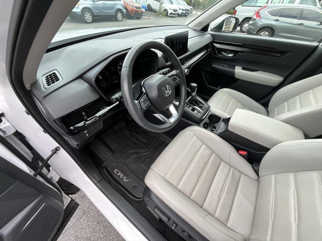 used 2024 Honda CR-V car, priced at $31,985