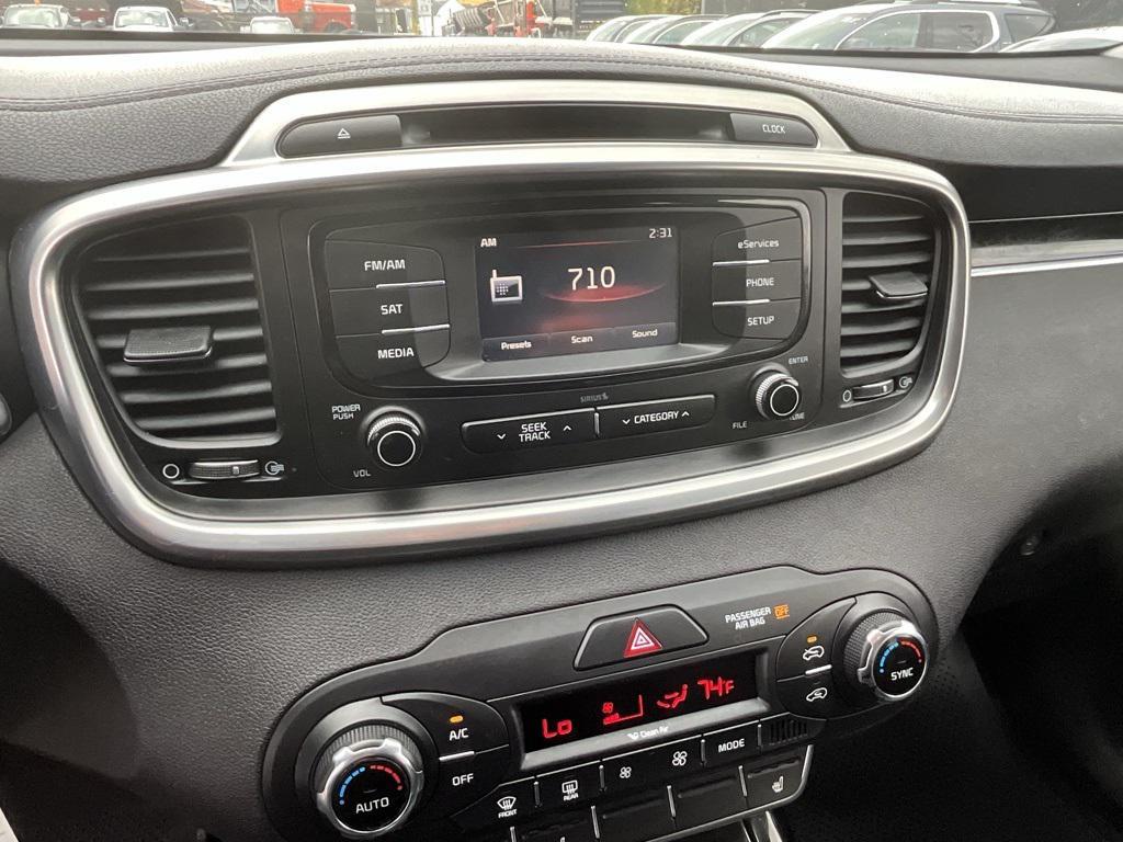 used 2016 Kia Sorento car, priced at $11,111