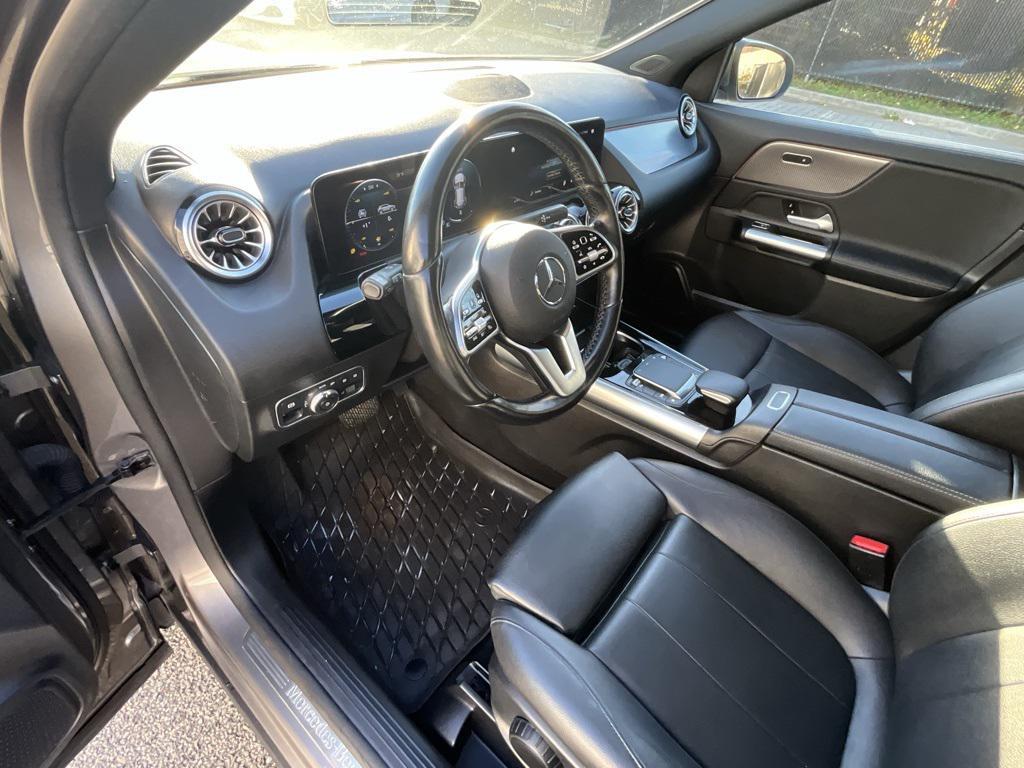 used 2022 Mercedes-Benz GLA 250 car, priced at $25,999