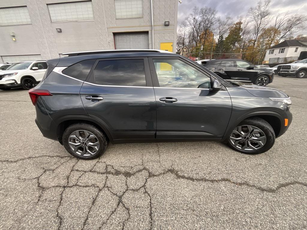 used 2024 Kia Seltos car, priced at $23,979