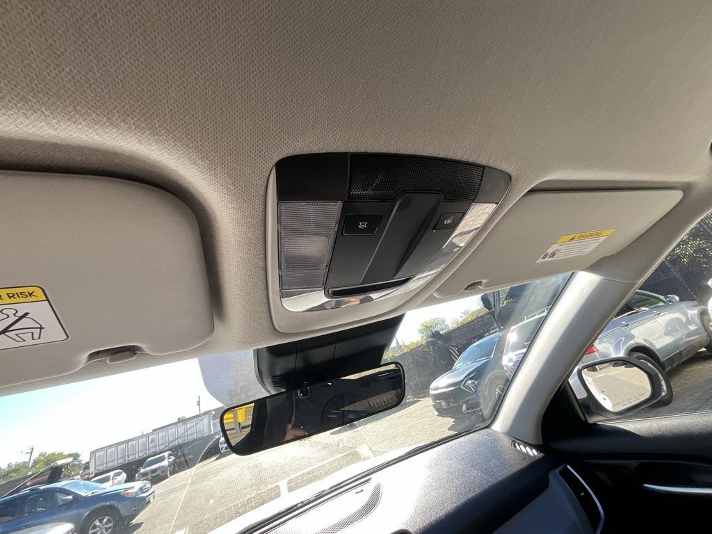 used 2025 Kia Seltos car, priced at $24,989