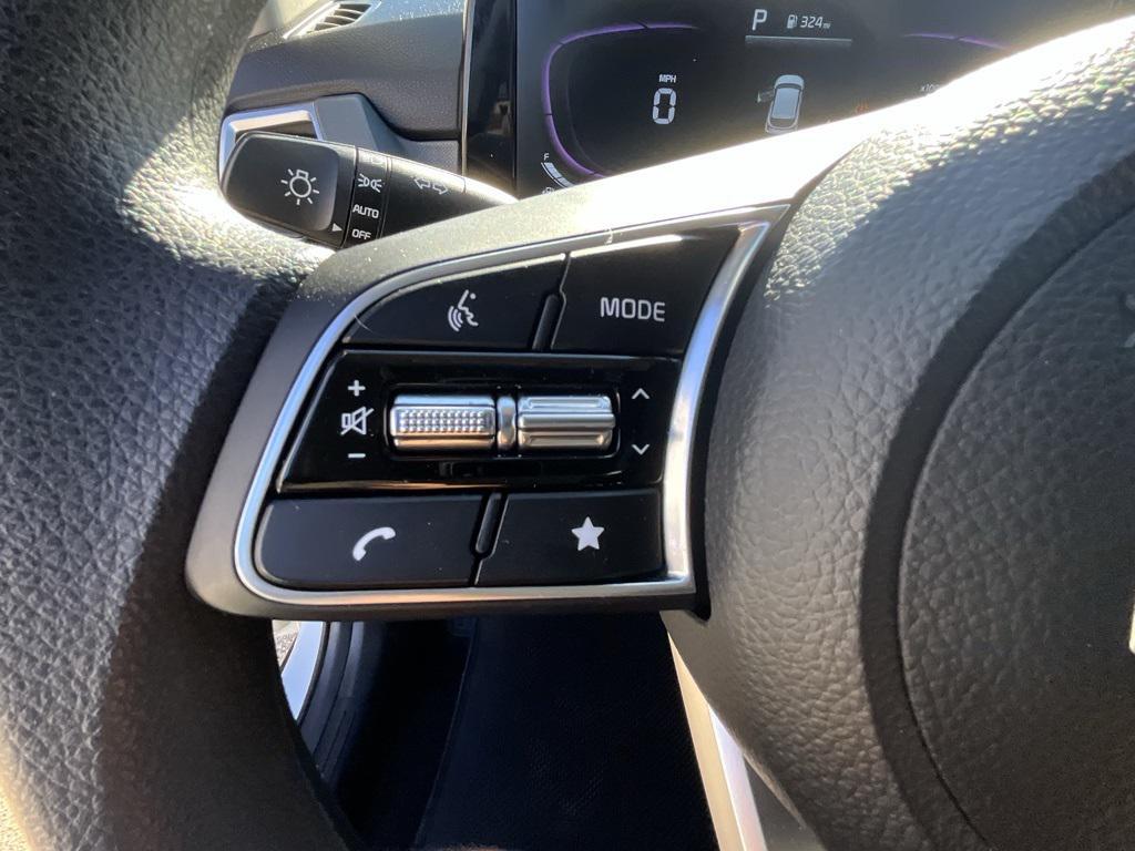 used 2025 Kia Seltos car, priced at $24,989