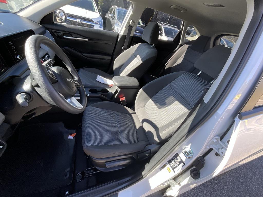 used 2025 Kia Seltos car, priced at $24,989
