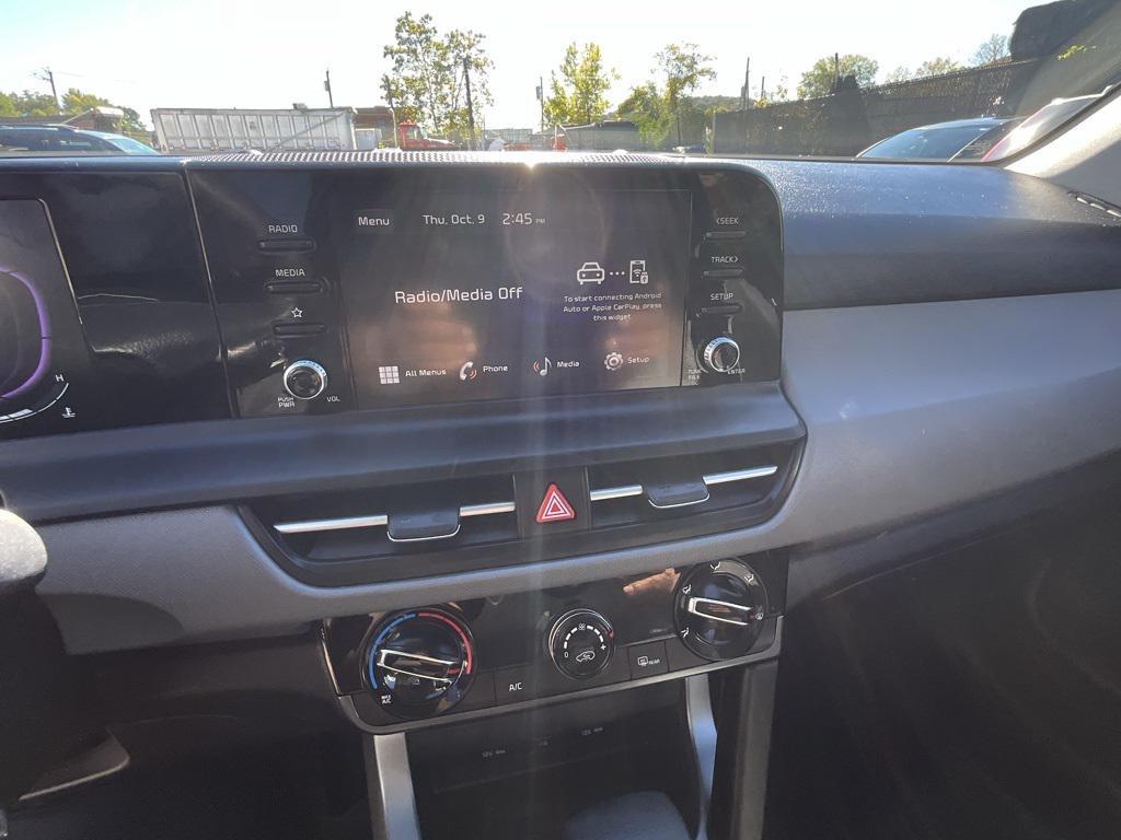 used 2025 Kia Seltos car, priced at $24,989