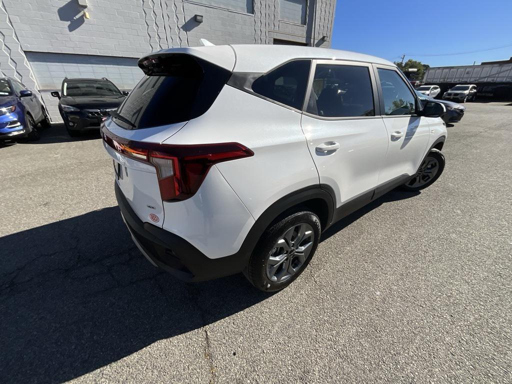 used 2025 Kia Seltos car, priced at $24,989