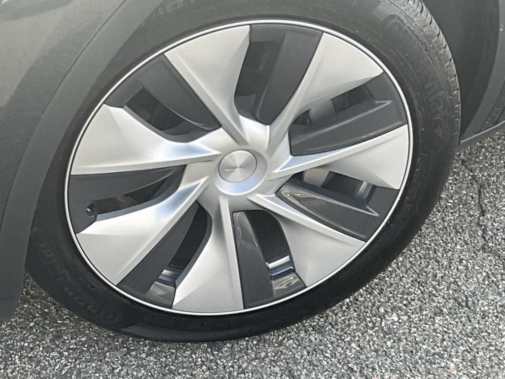 used 2024 Tesla Model Y car, priced at $34,999