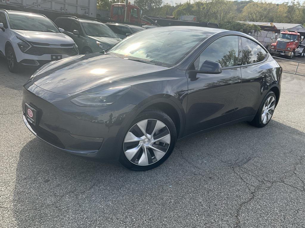 used 2024 Tesla Model Y car, priced at $34,999