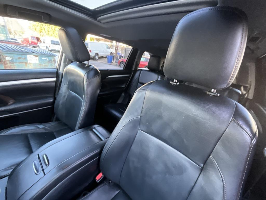 used 2015 Toyota Highlander car, priced at $17,900