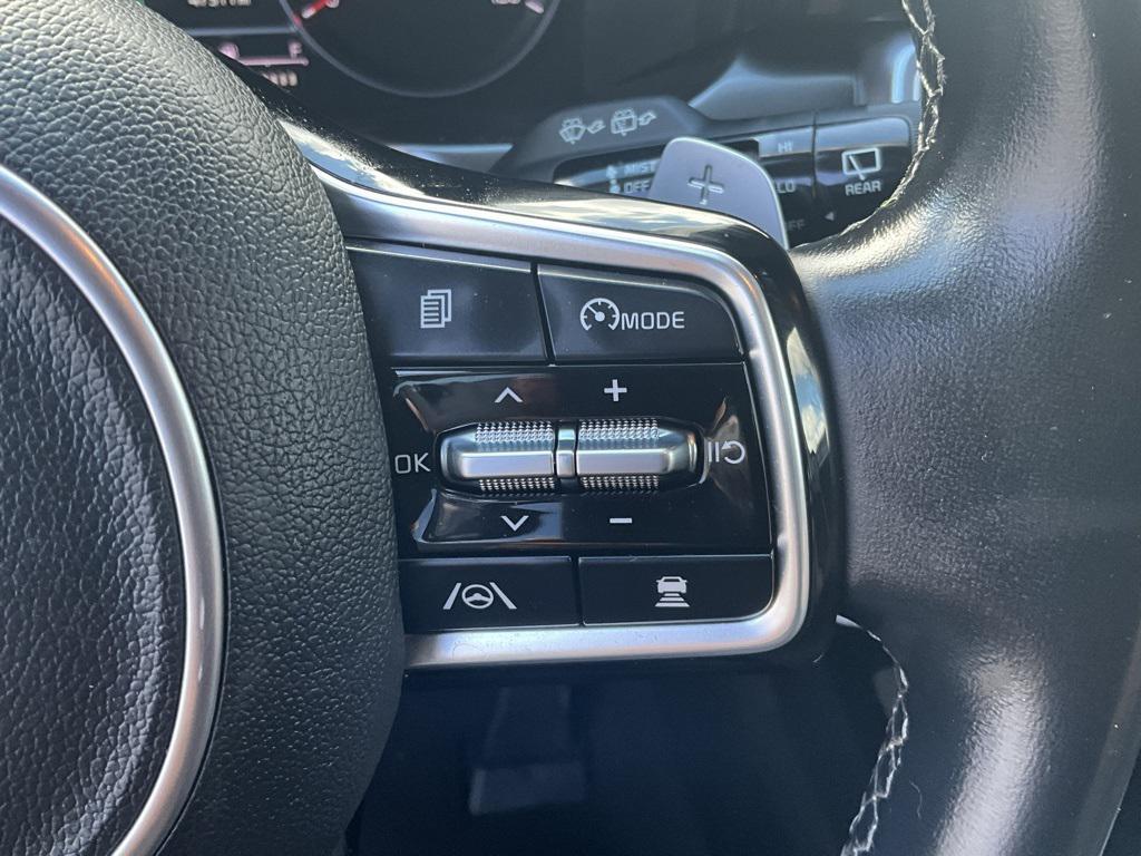 used 2023 Kia Sorento Hybrid car, priced at $26,999