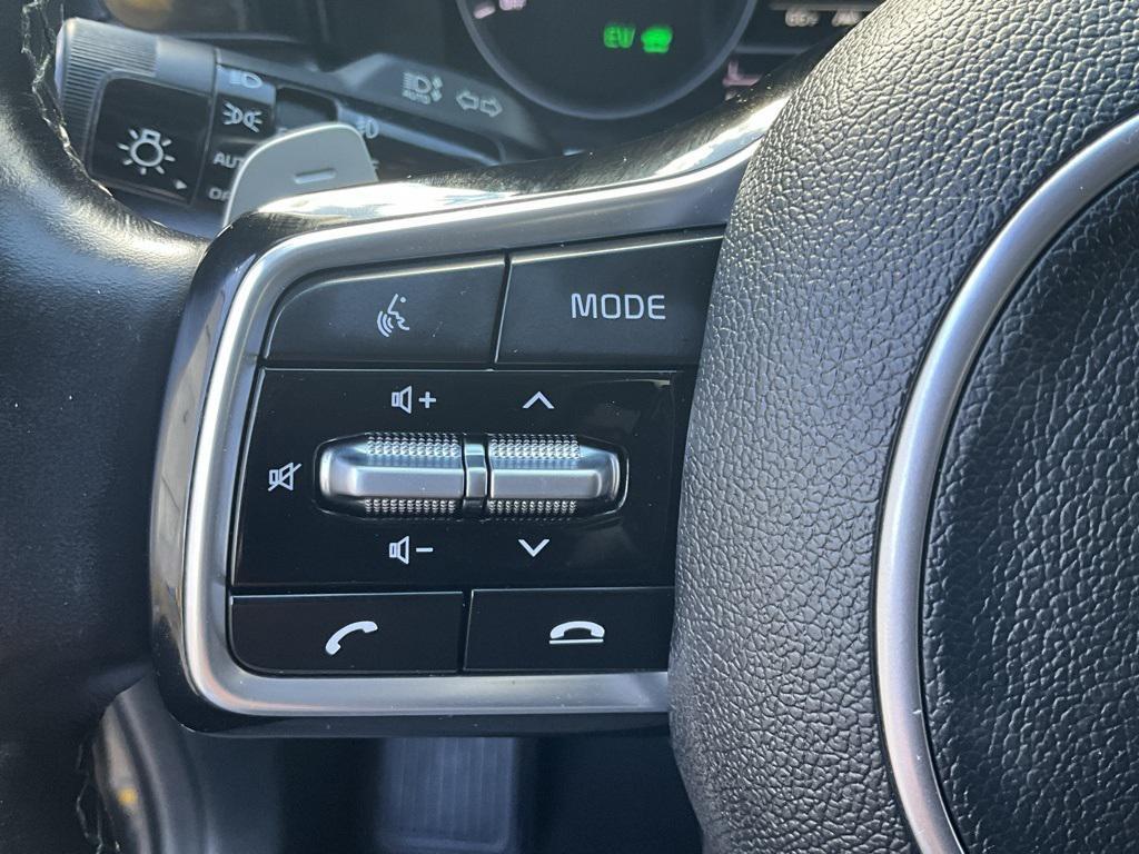 used 2023 Kia Sorento Hybrid car, priced at $26,999