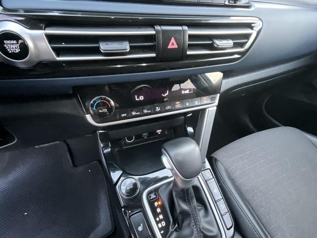 used 2022 Kia Seltos car, priced at $19,991