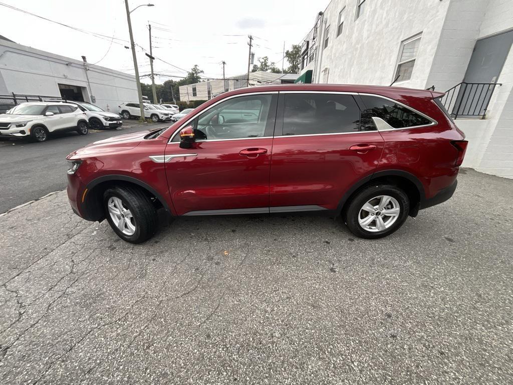used 2023 Kia Sorento car, priced at $24,999
