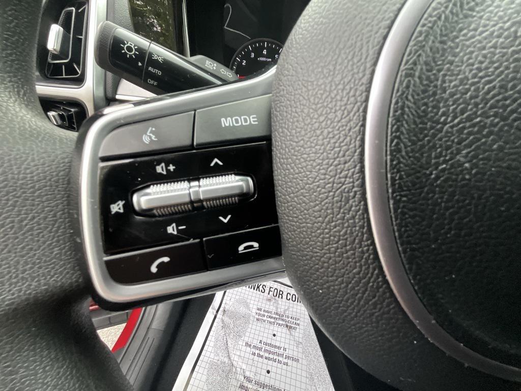 used 2023 Kia Sorento car, priced at $24,999