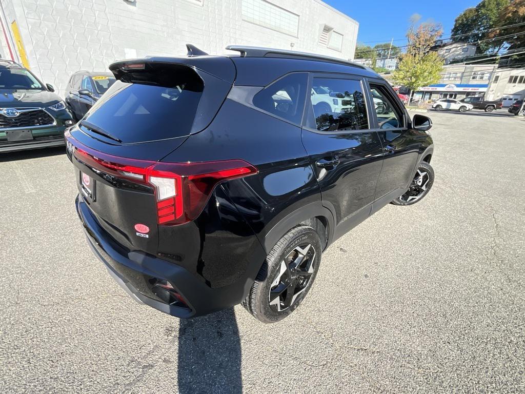 used 2025 Kia Seltos car, priced at $25,195