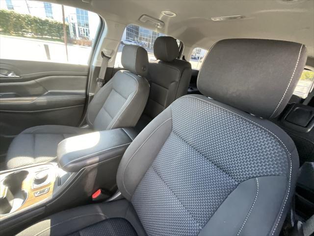 used 2022 GMC Acadia car, priced at $28,421