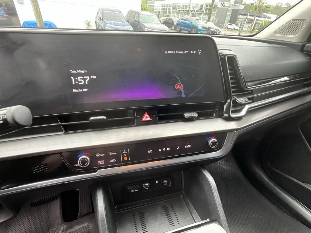 used 2025 Kia Sportage car, priced at $29,940