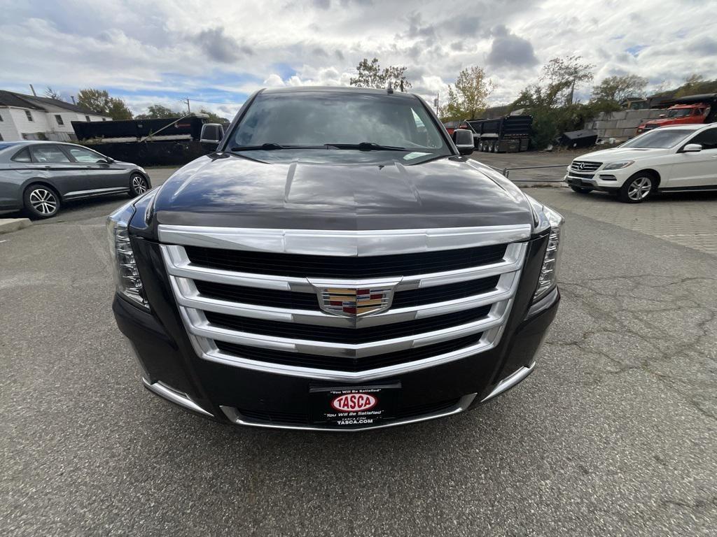 used 2016 Cadillac Escalade ESV car, priced at $25,791