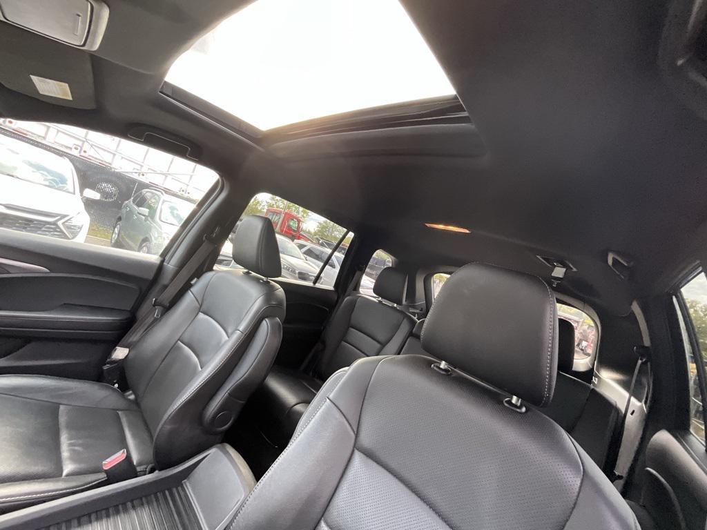 used 2022 Honda Passport car, priced at $29,999