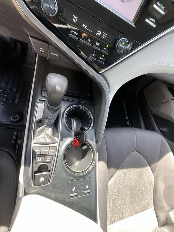 used 2018 Toyota Camry Hybrid car, priced at $19,444