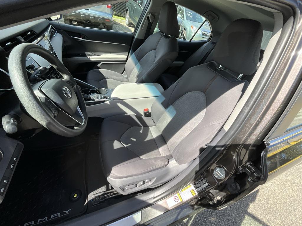 used 2018 Toyota Camry Hybrid car, priced at $19,444