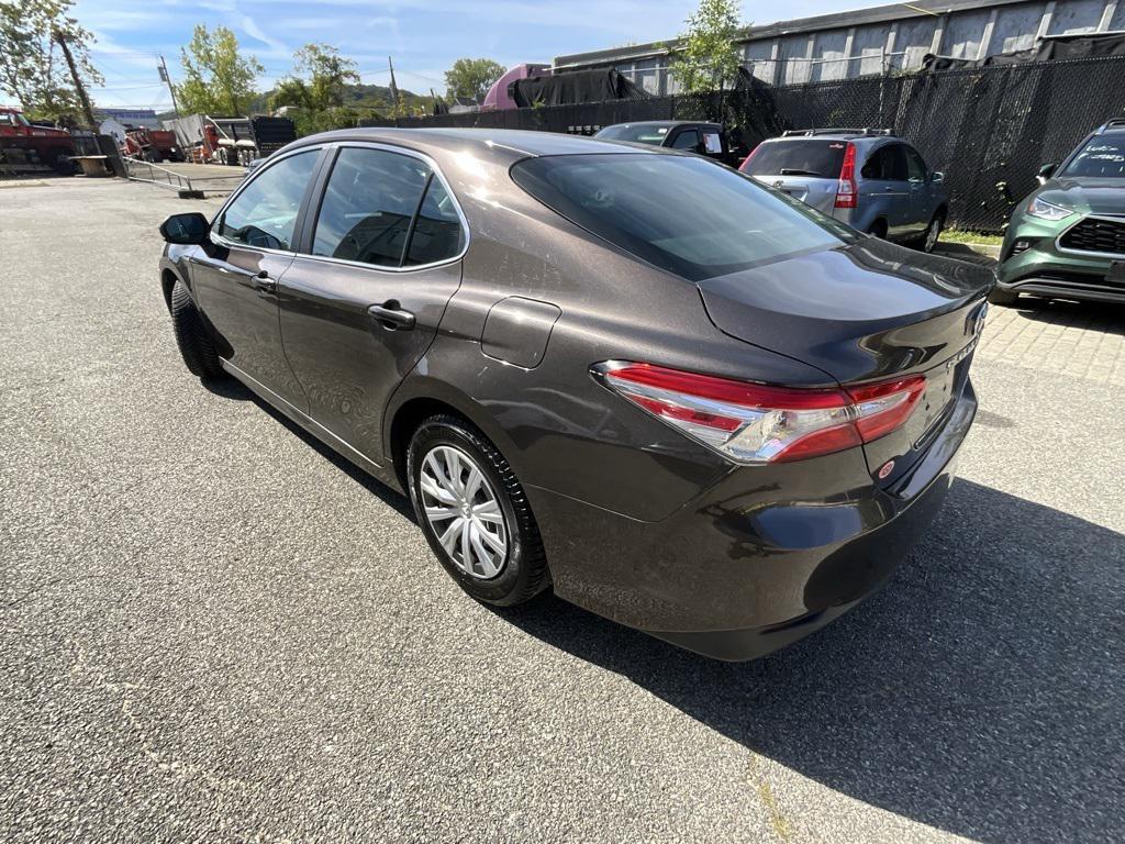 used 2018 Toyota Camry Hybrid car, priced at $19,444