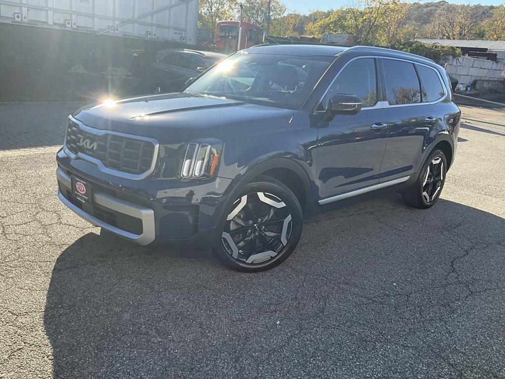 used 2023 Kia Telluride car, priced at $31,999