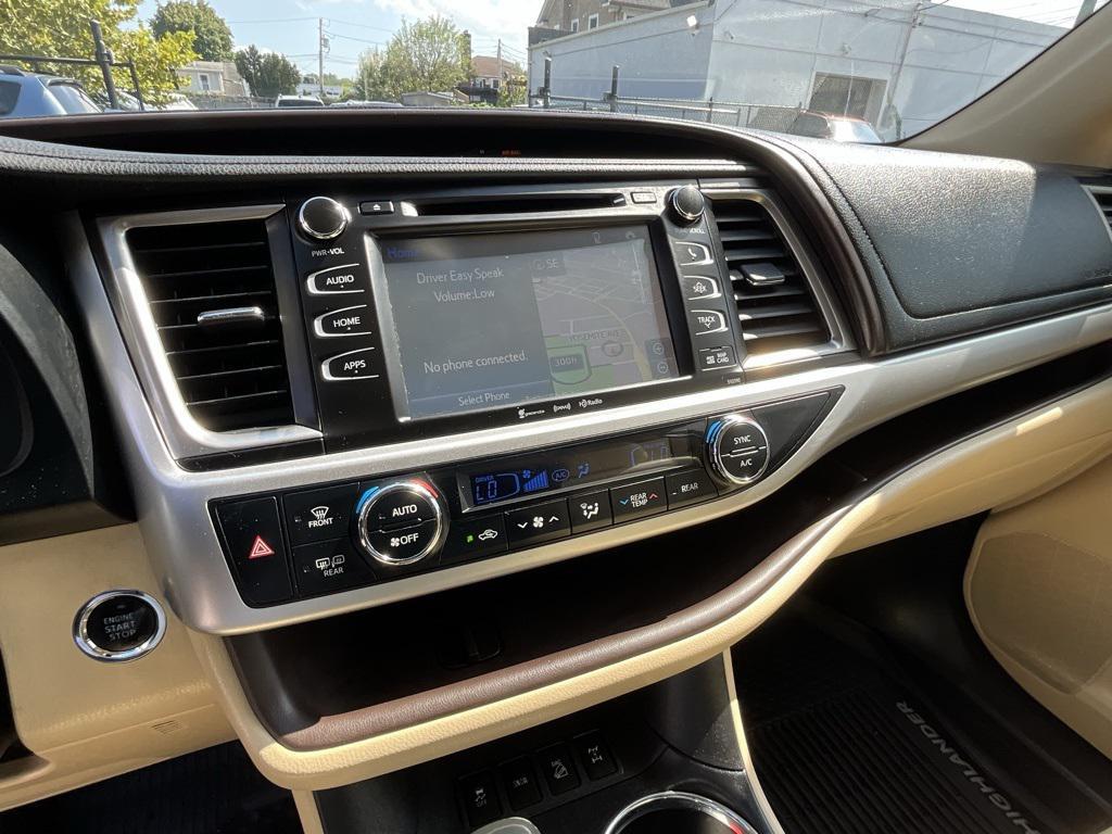 used 2019 Toyota Highlander car, priced at $22,605
