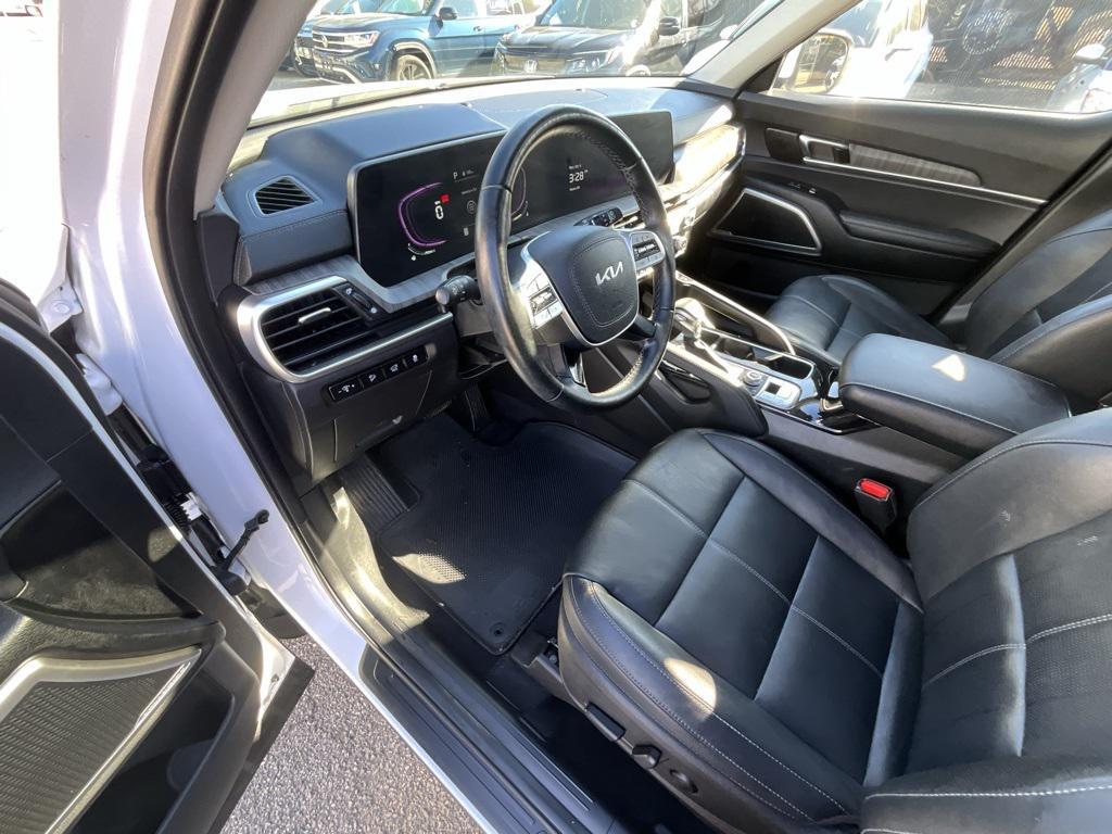 used 2023 Kia Telluride car, priced at $37,268