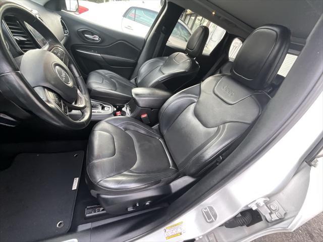 used 2019 Jeep Cherokee car, priced at $18,650