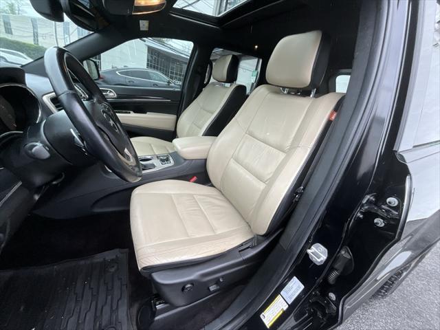 used 2017 Jeep Grand Cherokee car, priced at $15,969