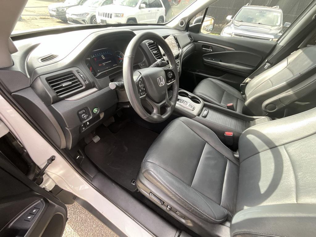 used 2022 Honda Pilot car, priced at $28,999