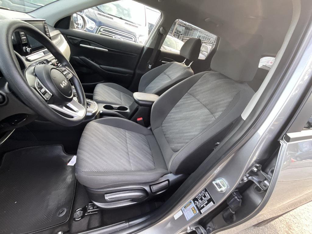 used 2023 Kia Seltos car, priced at $20,622
