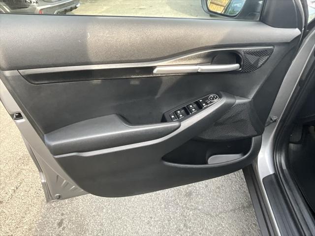 used 2023 Kia Seltos car, priced at $21,991