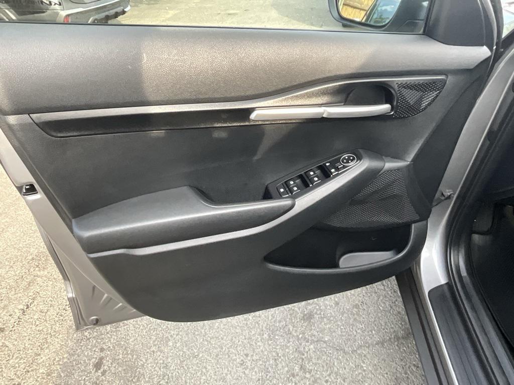 used 2023 Kia Seltos car, priced at $20,622
