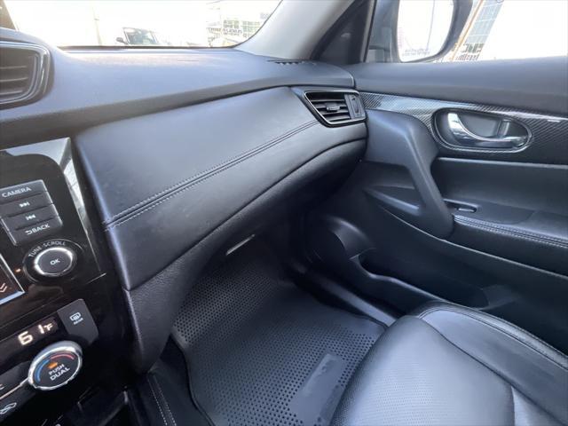 used 2019 Nissan Rogue car, priced at $18,999