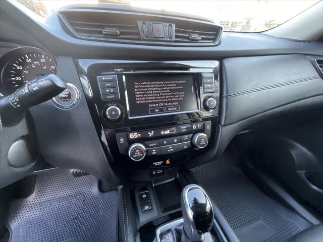 used 2019 Nissan Rogue car, priced at $18,999