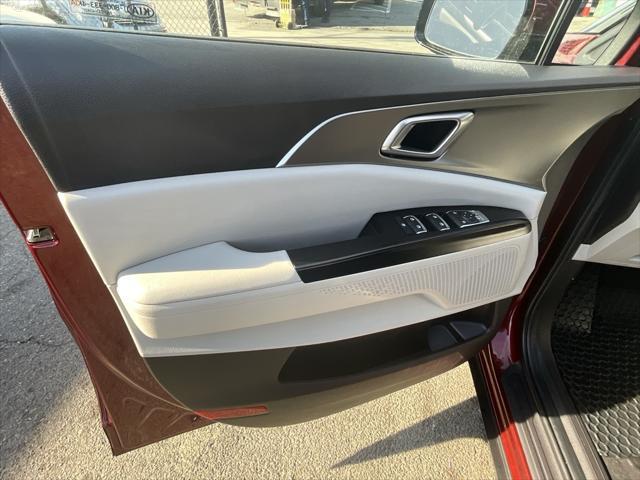 used 2022 Kia Carnival car, priced at $27,995