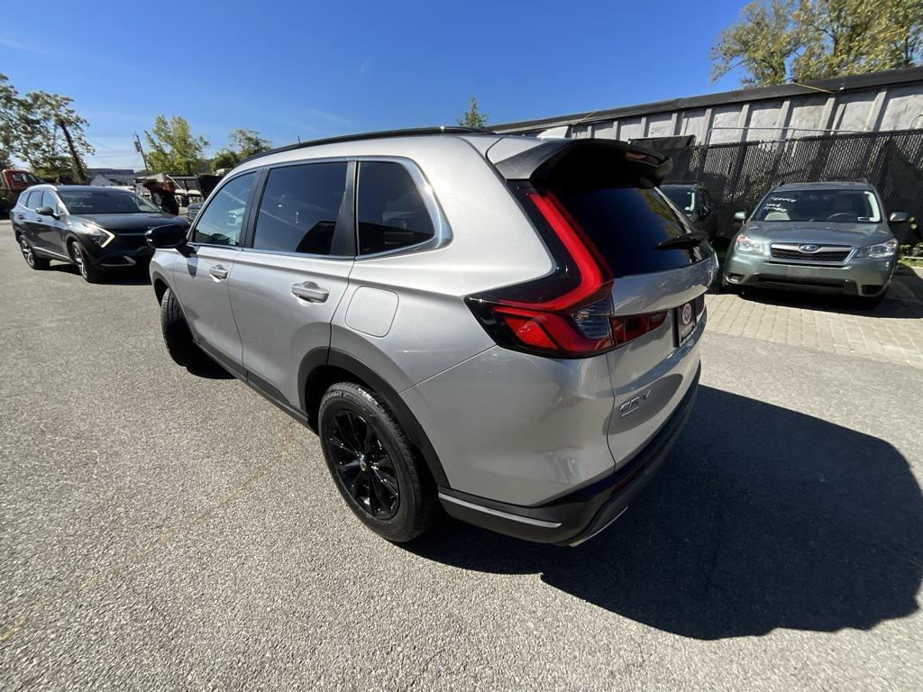 used 2023 Honda CR-V Hybrid car, priced at $30,622