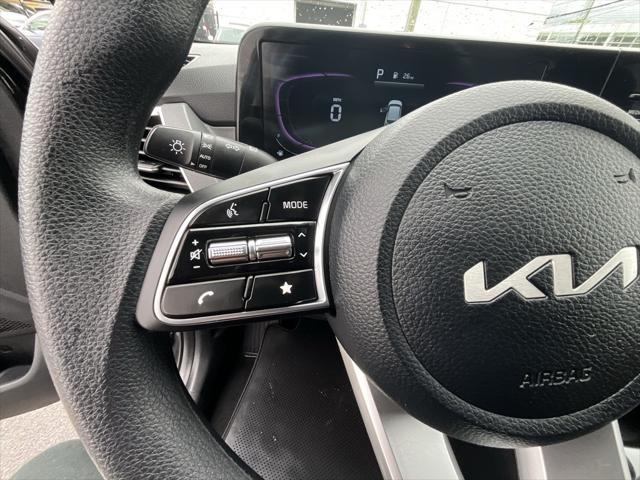 used 2025 Kia Seltos car, priced at $24,995
