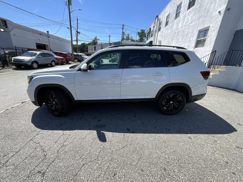 used 2022 Volkswagen Atlas car, priced at $29,999